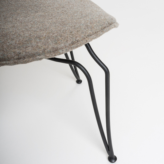 o_1dv9hhj6ek8l1gi2135f1b3l1o3eq-xxx