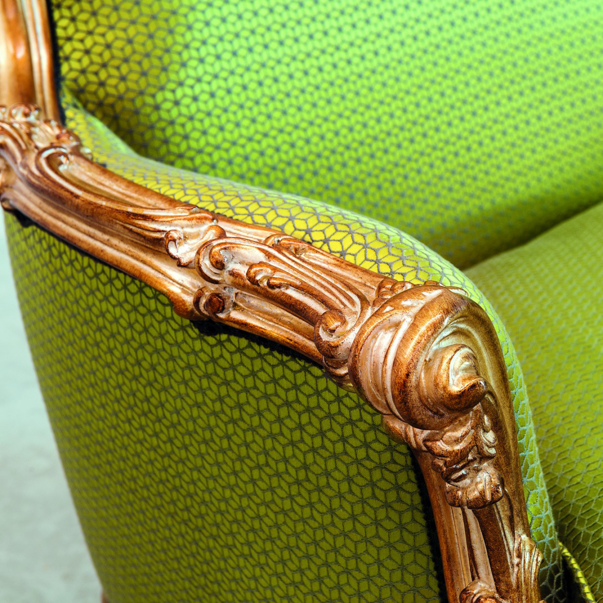 SIL: 8813 Omero Sofa