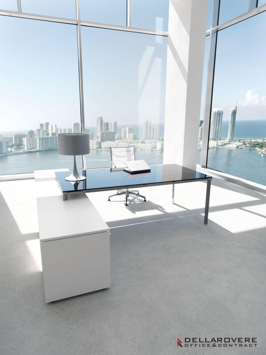 Executive Desk: BE Desk